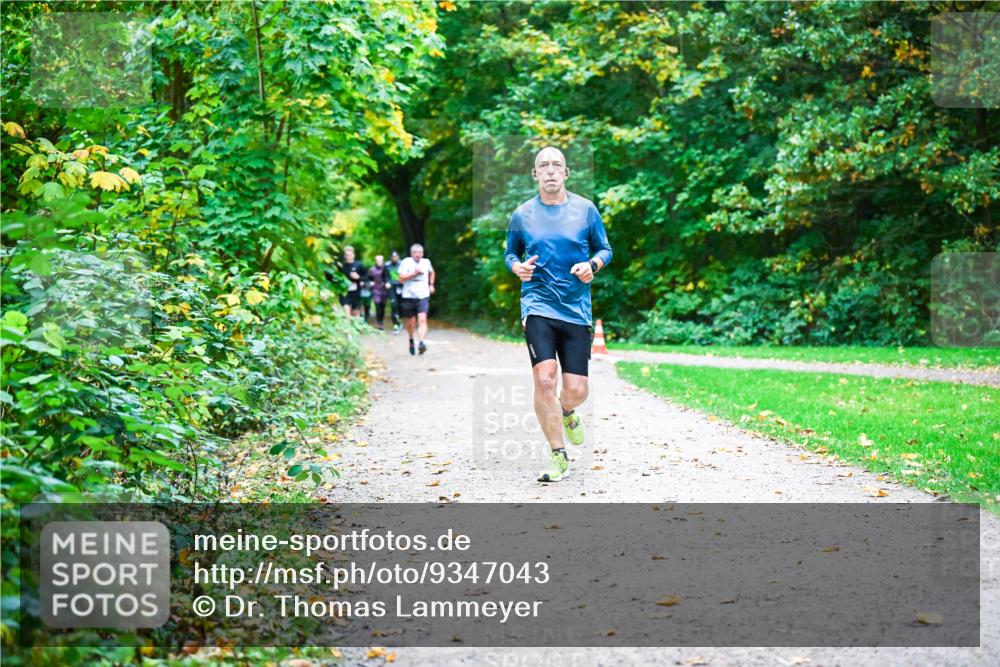 12.10.2025 - Bramfelder Halbmarathon 2025 Dr. Thomas Lammeyer http://msf.ph/oto/9347043 12.10.2025 10:22:22 Laufen  meine-sportfotos.de