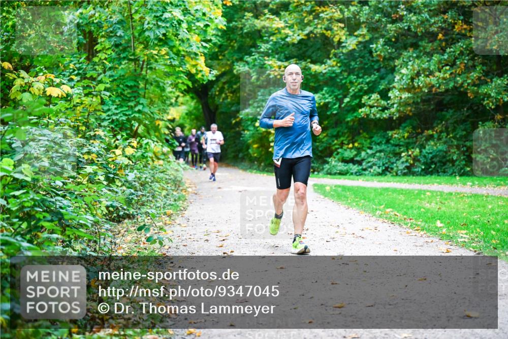 12.10.2025 - Bramfelder Halbmarathon 2025 Dr. Thomas Lammeyer http://msf.ph/oto/9347045 12.10.2025 10:22:23 Laufen  meine-sportfotos.de