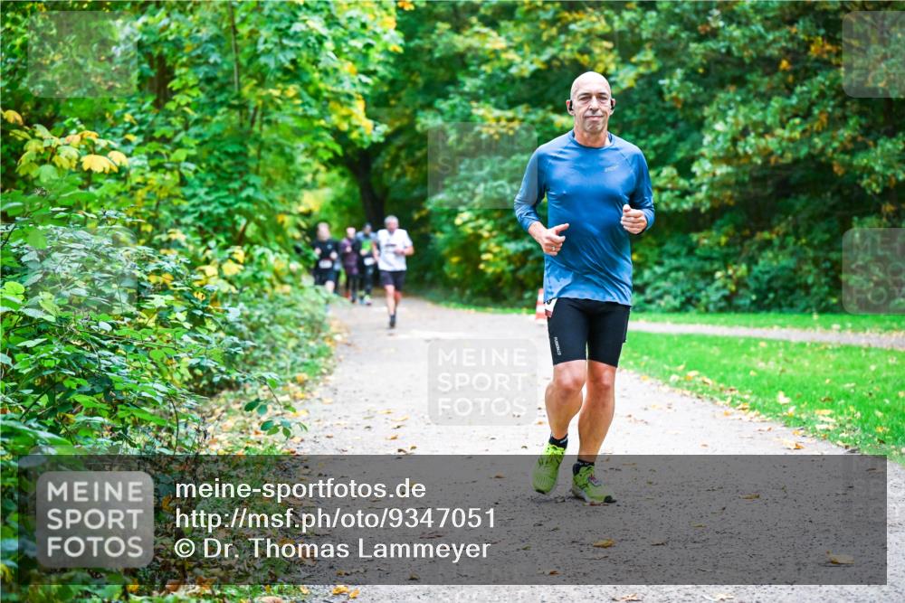 12.10.2025 - Bramfelder Halbmarathon 2025 Dr. Thomas Lammeyer http://msf.ph/oto/9347051 12.10.2025 10:22:23 Laufen  meine-sportfotos.de