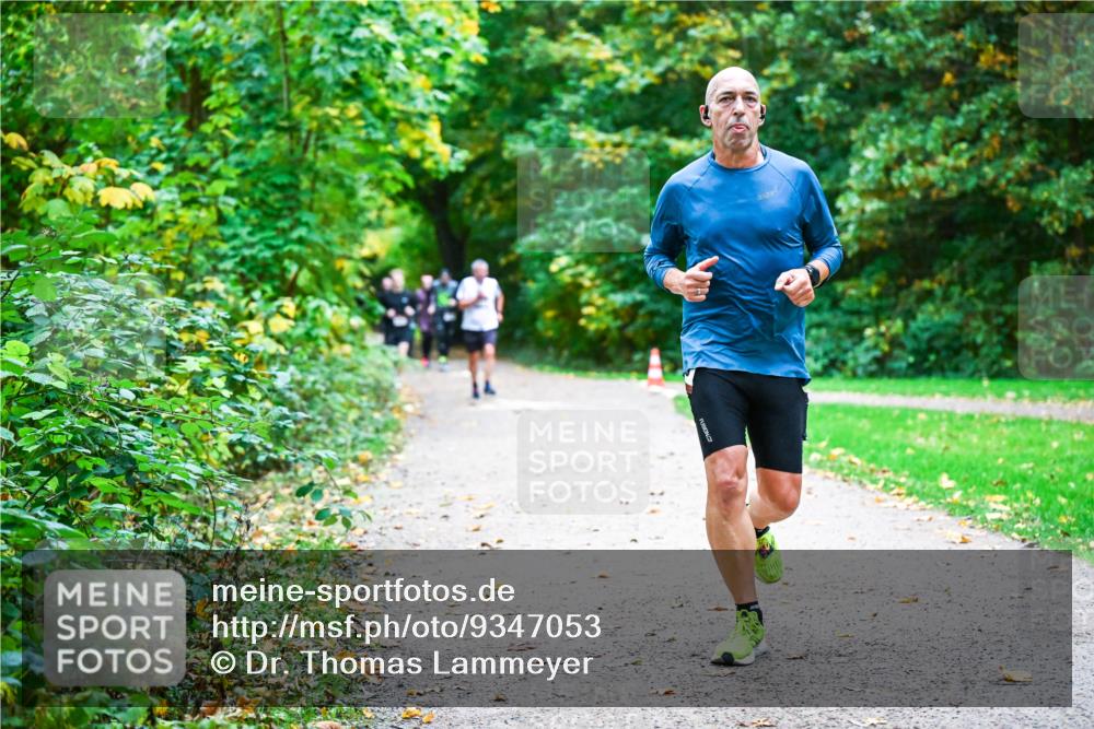 12.10.2025 - Bramfelder Halbmarathon 2025 Dr. Thomas Lammeyer http://msf.ph/oto/9347053 12.10.2025 10:22:24 Laufen  meine-sportfotos.de