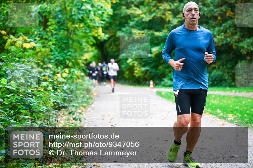 12.10.2025 - Bramfelder Halbmarathon 2025 Dr. Thomas Lammeyer http://msf.ph/oto/9347056 12.10.2025 10:22:24 Laufen  meine-sportfotos.de