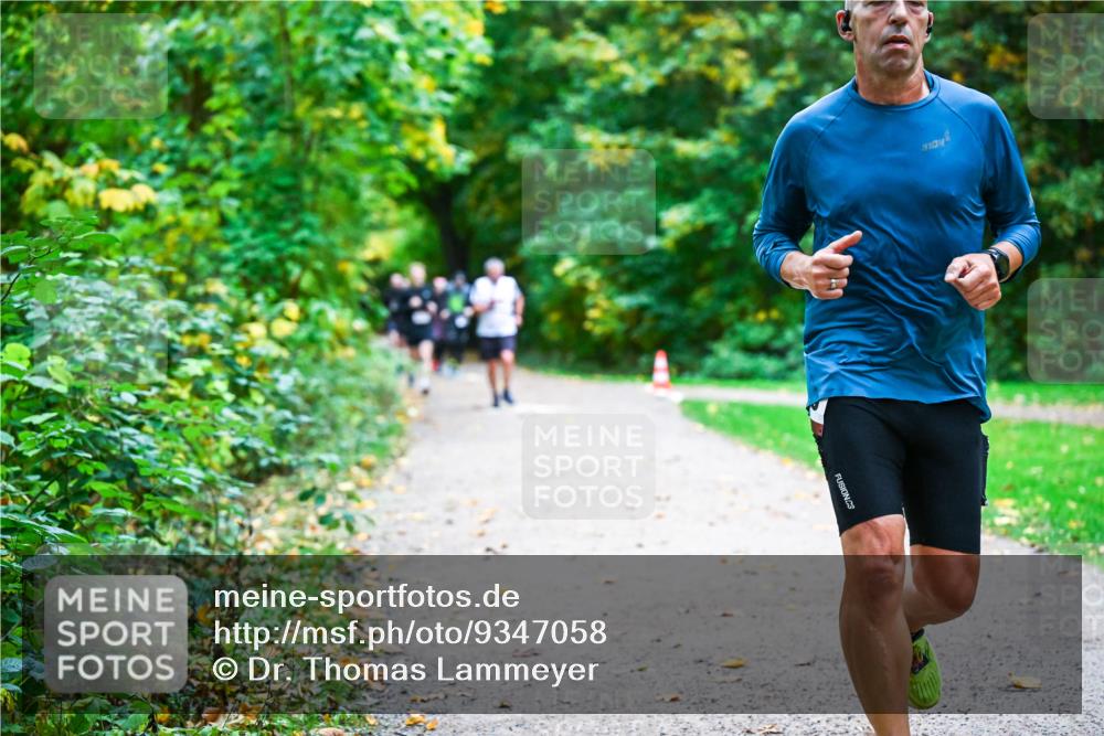 12.10.2025 - Bramfelder Halbmarathon 2025 Dr. Thomas Lammeyer http://msf.ph/oto/9347058 12.10.2025 10:22:24 Laufen  meine-sportfotos.de