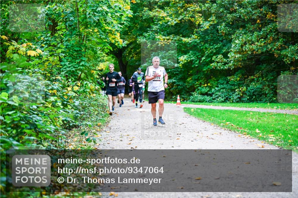 12.10.2025 - Bramfelder Halbmarathon 2025 Dr. Thomas Lammeyer http://msf.ph/oto/9347064 12.10.2025 10:22:28 Laufen  meine-sportfotos.de