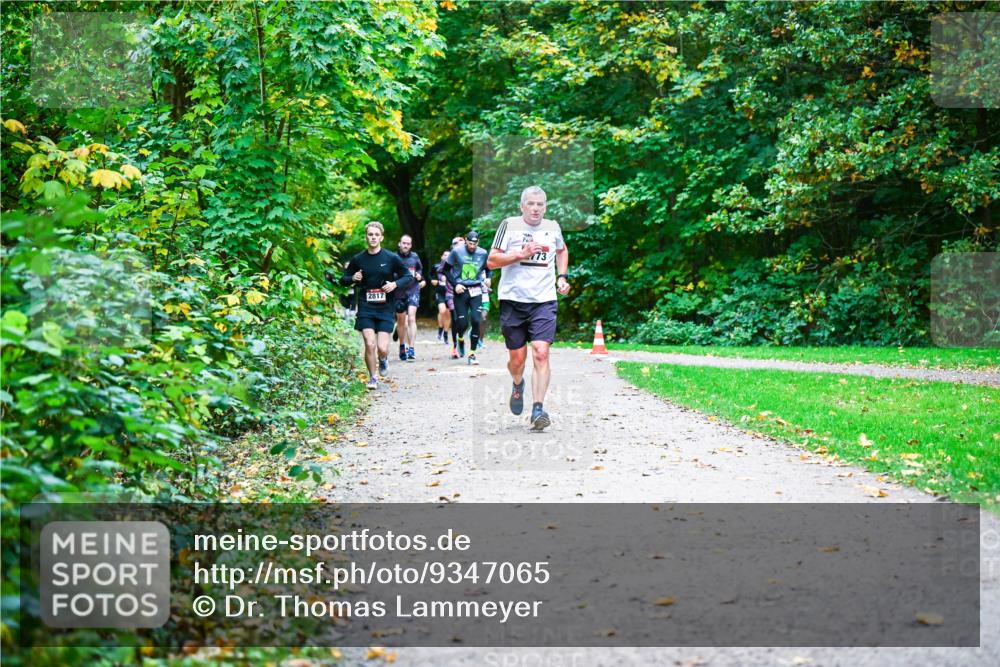 12.10.2025 - Bramfelder Halbmarathon 2025 Dr. Thomas Lammeyer http://msf.ph/oto/9347065 12.10.2025 10:22:28 Laufen  meine-sportfotos.de