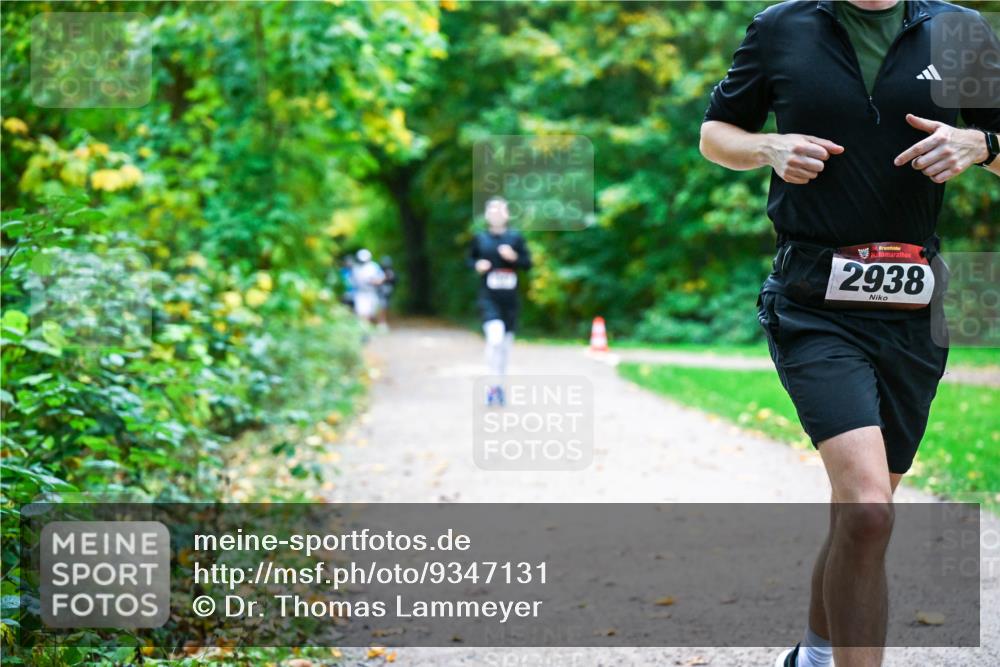 12.10.2025 - Bramfelder Halbmarathon 2025 Dr. Thomas Lammeyer http://msf.ph/oto/9347131 12.10.2025 10:22:38 Laufen 4, 2938 meine-sportfotos.de