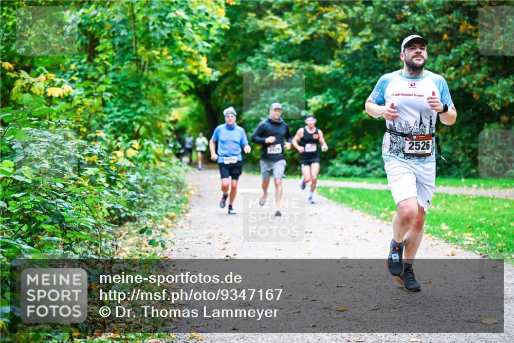 12.10.2025 - Bramfelder Halbmarathon 2025 Dr. Thomas Lammeyer http://msf.ph/oto/9347167 12.10.2025 10:22:47 Laufen 17, 2526 meine-sportfotos.de