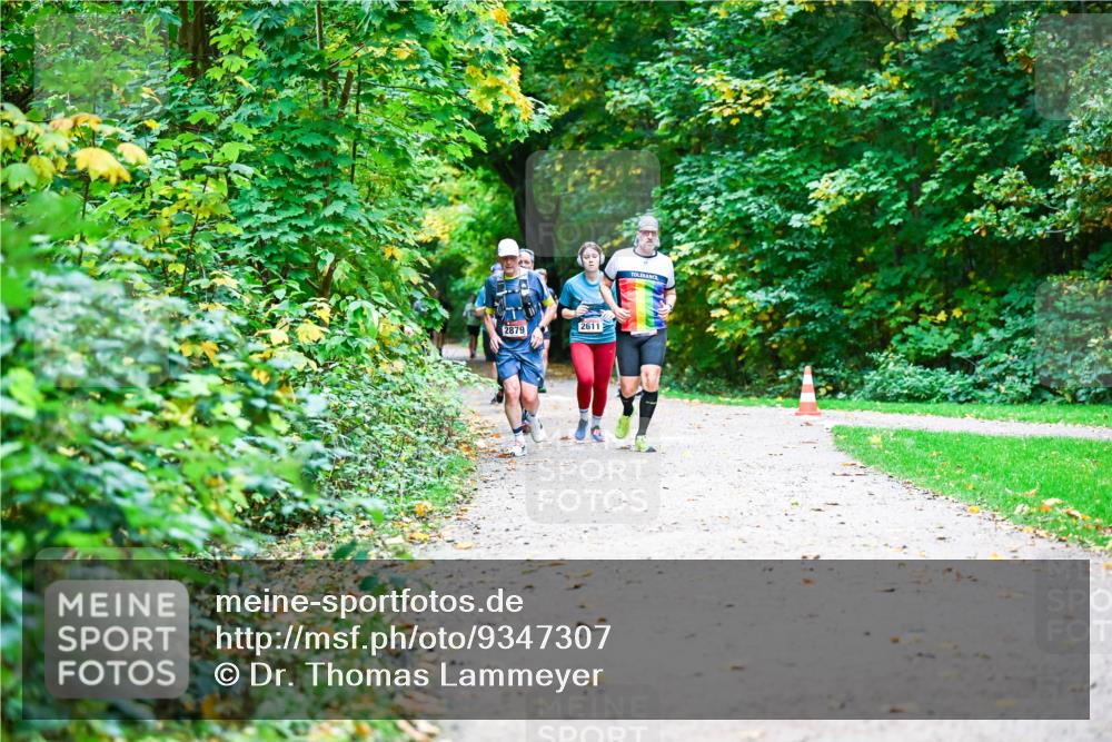 12.10.2025 - Bramfelder Halbmarathon 2025 Dr. Thomas Lammeyer http://msf.ph/oto/9347307 12.10.2025 10:23:20 Laufen 2879, 2611 meine-sportfotos.de