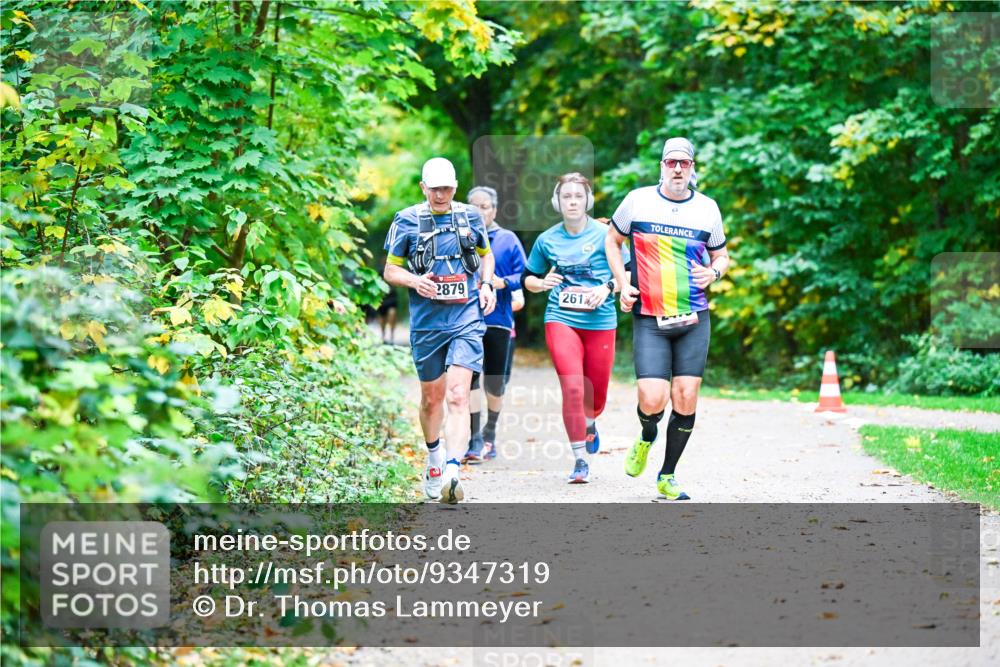 12.10.2025 - Bramfelder Halbmarathon 2025 Dr. Thomas Lammeyer http://msf.ph/oto/9347319 12.10.2025 10:23:22 Laufen 2879, 261 meine-sportfotos.de