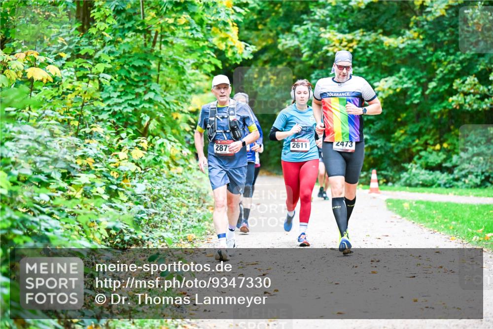 12.10.2025 - Bramfelder Halbmarathon 2025 Dr. Thomas Lammeyer http://msf.ph/oto/9347330 12.10.2025 10:23:23 Laufen 2611, 2473, 287 meine-sportfotos.de