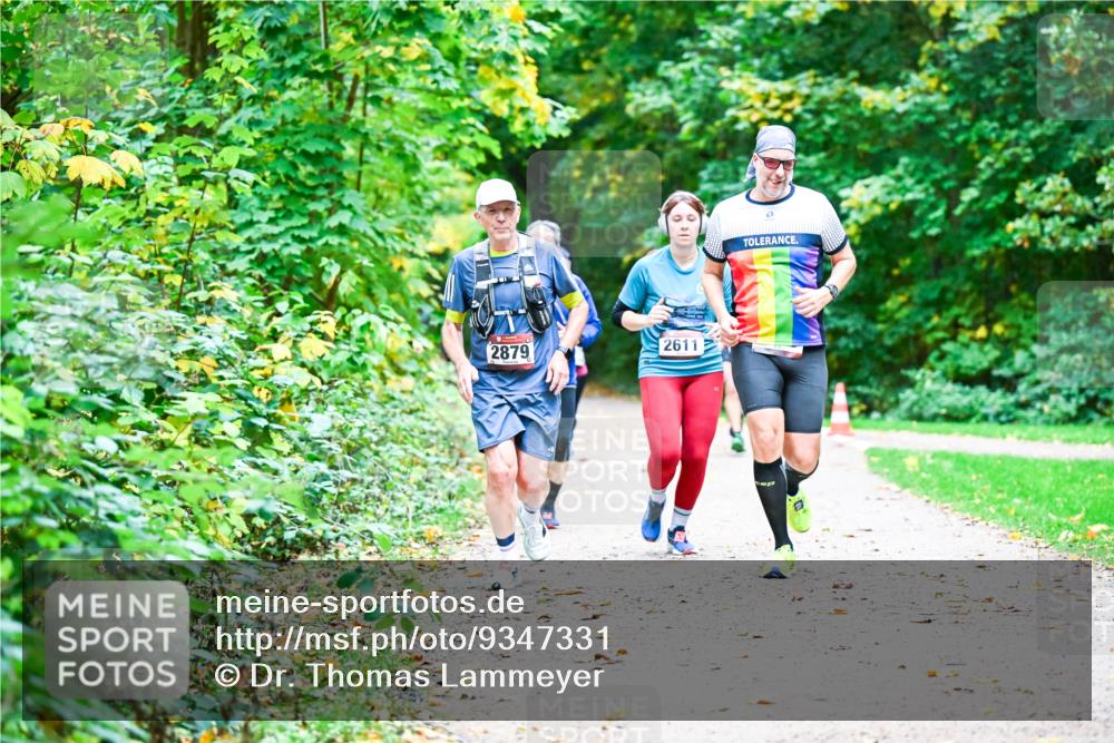 12.10.2025 - Bramfelder Halbmarathon 2025 Dr. Thomas Lammeyer http://msf.ph/oto/9347331 12.10.2025 10:23:24 Laufen 2879, 2611 meine-sportfotos.de