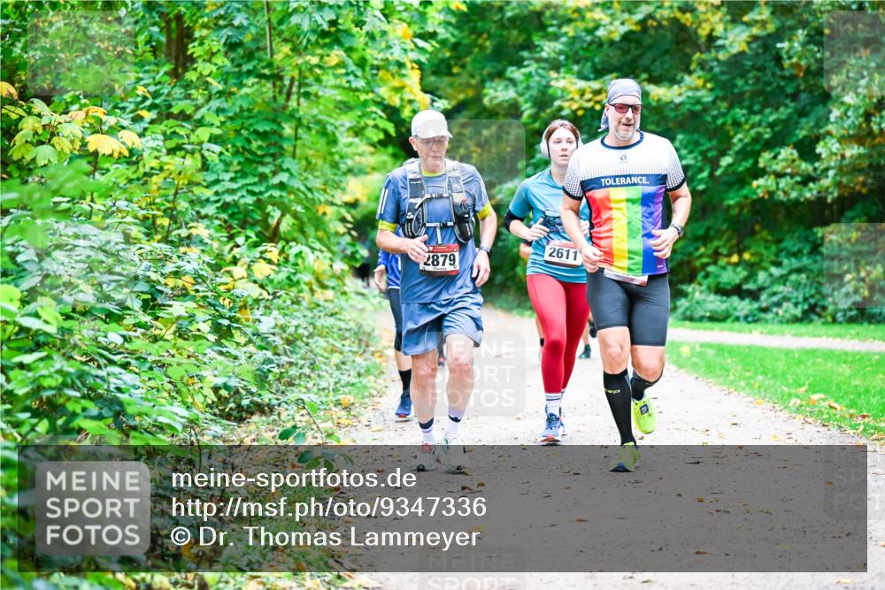 12.10.2025 - Bramfelder Halbmarathon 2025 Dr. Thomas Lammeyer http://msf.ph/oto/9347336 12.10.2025 10:23:24 Laufen 2879, 2611 meine-sportfotos.de