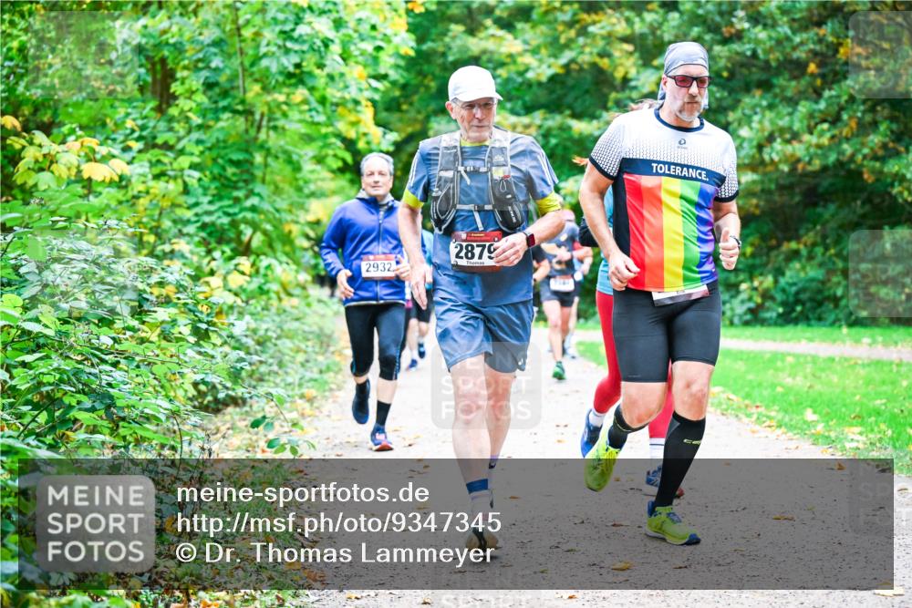12.10.2025 - Bramfelder Halbmarathon 2025 Dr. Thomas Lammeyer http://msf.ph/oto/9347345 12.10.2025 10:23:26 Laufen 2932, 2879 meine-sportfotos.de
