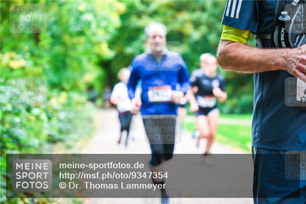 12.10.2025 - Bramfelder Halbmarathon 2025 Dr. Thomas Lammeyer http://msf.ph/oto/9347354 12.10.2025 10:23:27 Laufen  meine-sportfotos.de