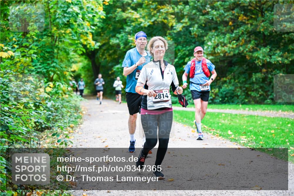 12.10.2025 - Bramfelder Halbmarathon 2025 Dr. Thomas Lammeyer http://msf.ph/oto/9347365 12.10.2025 10:23:29 Laufen 2814, 2675 meine-sportfotos.de