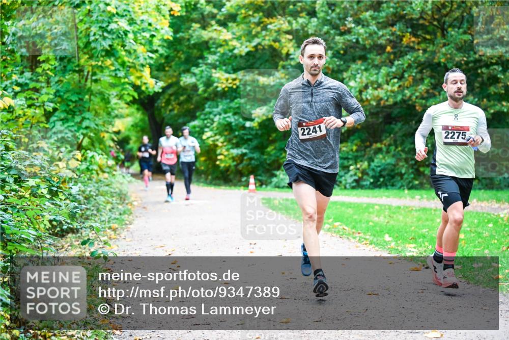 12.10.2025 - Bramfelder Halbmarathon 2025 Dr. Thomas Lammeyer http://msf.ph/oto/9347389 12.10.2025 10:23:37 Laufen 2241, 2275 meine-sportfotos.de