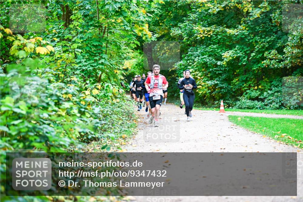 12.10.2025 - Bramfelder Halbmarathon 2025 Dr. Thomas Lammeyer http://msf.ph/oto/9347432 12.10.2025 10:23:48 Laufen  meine-sportfotos.de