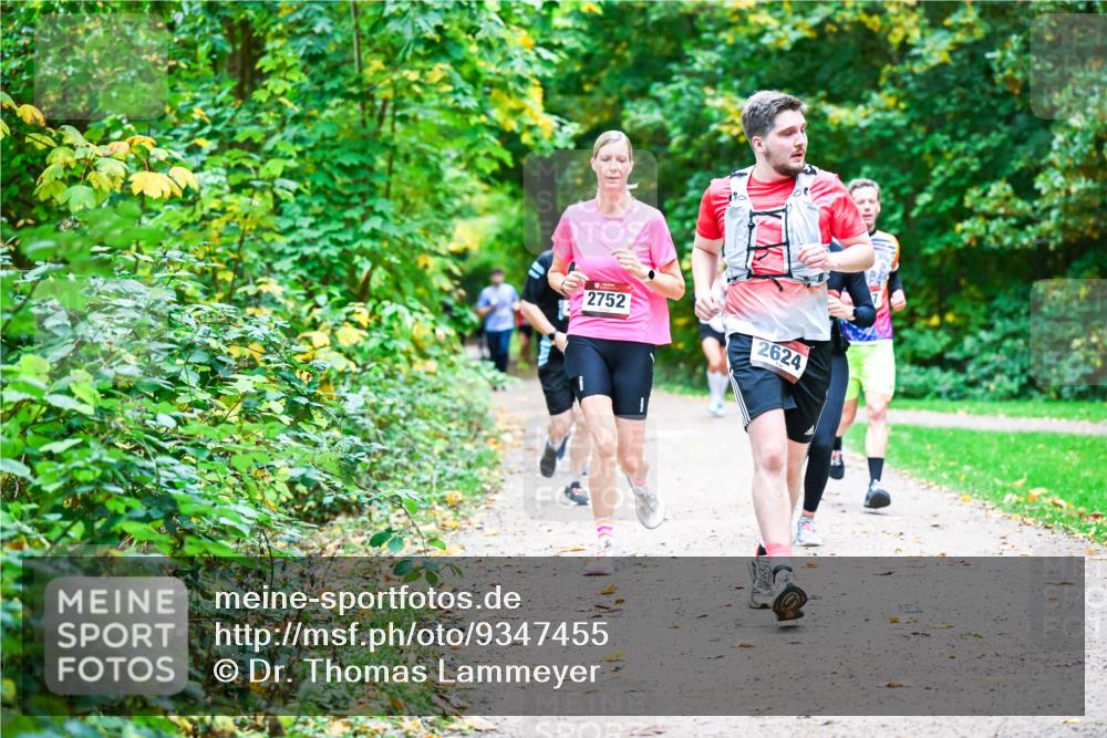 12.10.2025 - Bramfelder Halbmarathon 2025 Dr. Thomas Lammeyer http://msf.ph/oto/9347455 12.10.2025 10:23:52 Laufen 2752, 2624 meine-sportfotos.de