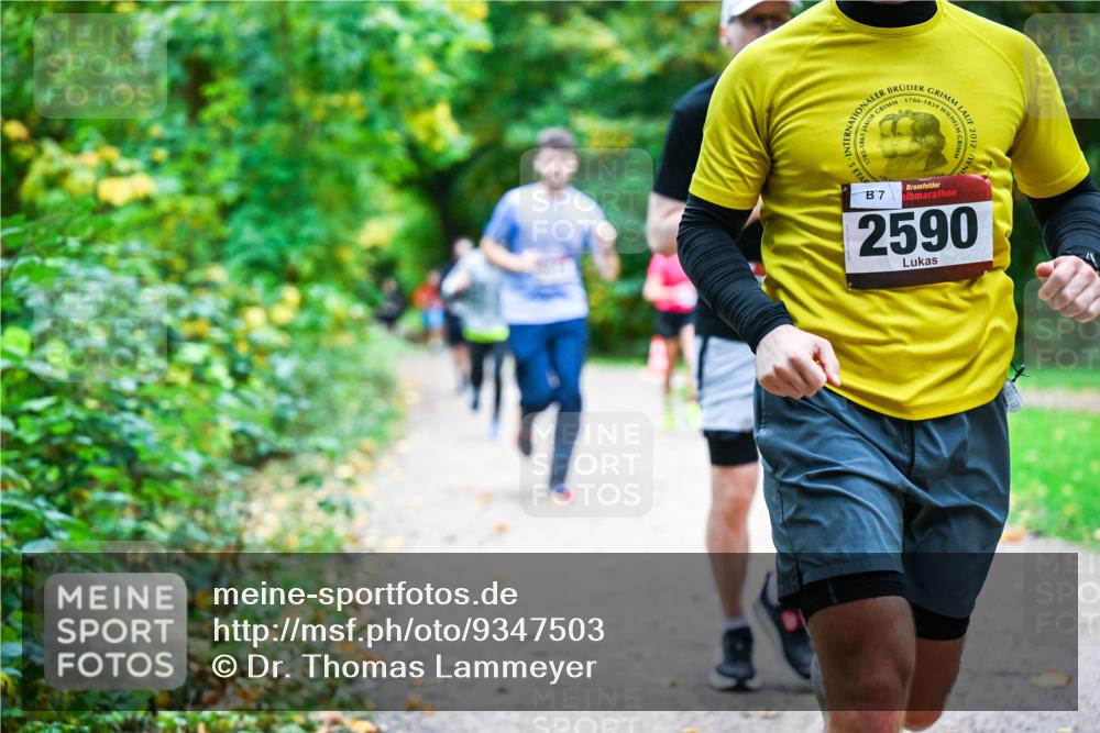 12.10.2025 - Bramfelder Halbmarathon 2025 Dr. Thomas Lammeyer http://msf.ph/oto/9347503 12.10.2025 10:24:02 Laufen 5, 2012, 7, 2590 meine-sportfotos.de