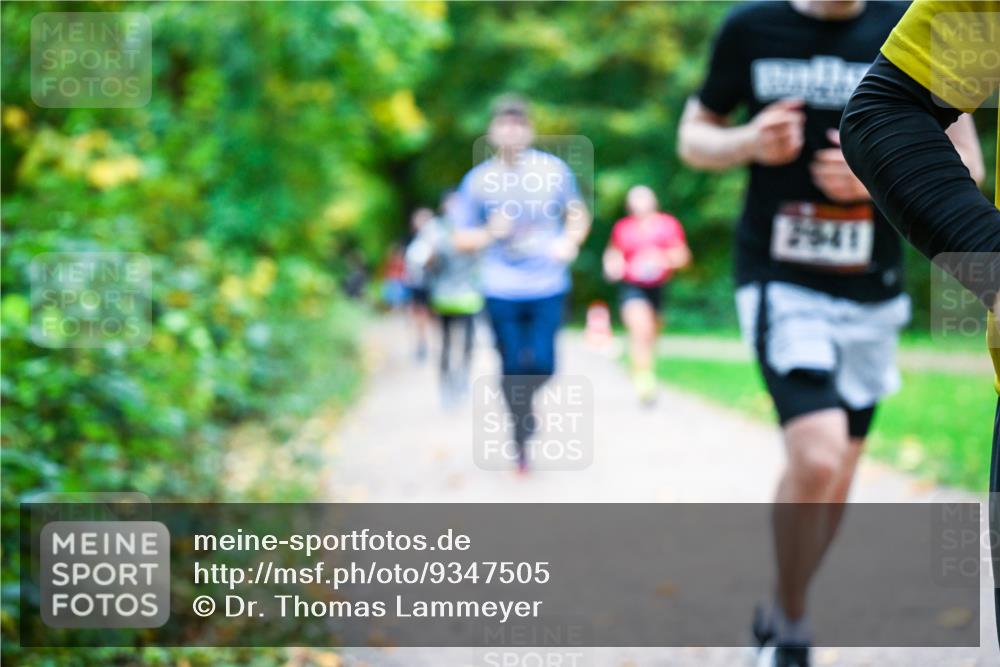 12.10.2025 - Bramfelder Halbmarathon 2025 Dr. Thomas Lammeyer http://msf.ph/oto/9347505 12.10.2025 10:24:02 Laufen  meine-sportfotos.de