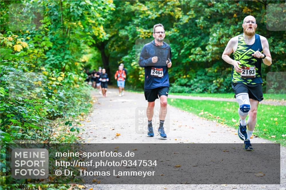 12.10.2025 - Bramfelder Halbmarathon 2025 Dr. Thomas Lammeyer http://msf.ph/oto/9347534 12.10.2025 10:24:07 Laufen 2464, 108, 2193 meine-sportfotos.de
