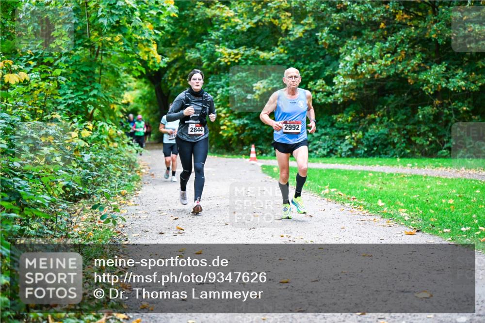 12.10.2025 - Bramfelder Halbmarathon 2025 Dr. Thomas Lammeyer http://msf.ph/oto/9347626 12.10.2025 10:24:28 Laufen 2844, 2992 meine-sportfotos.de
