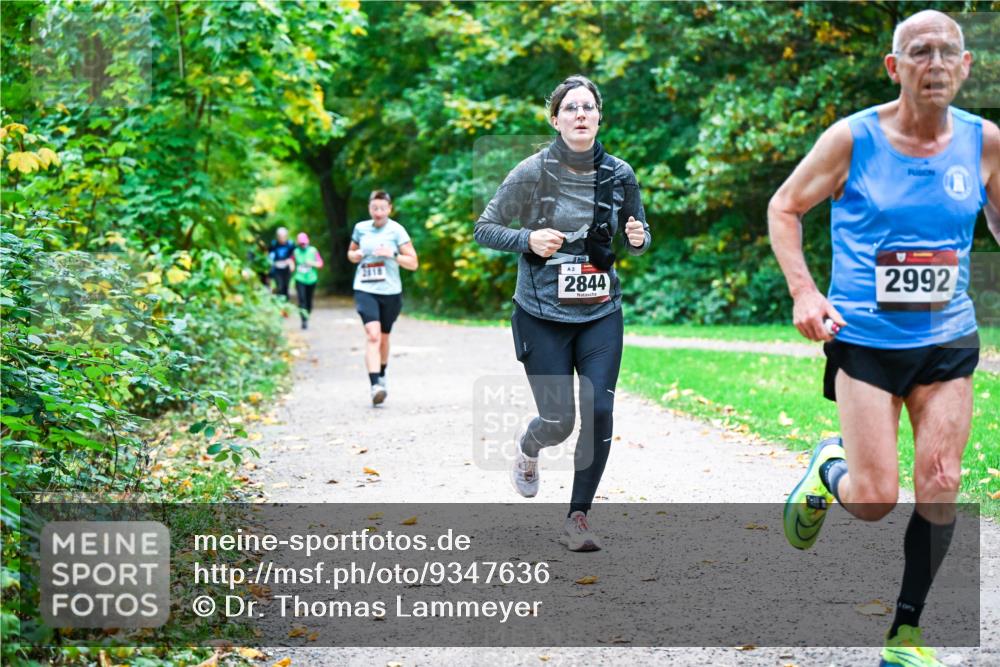 12.10.2025 - Bramfelder Halbmarathon 2025 Dr. Thomas Lammeyer http://msf.ph/oto/9347636 12.10.2025 10:24:30 Laufen 2, 2844, 2992 meine-sportfotos.de