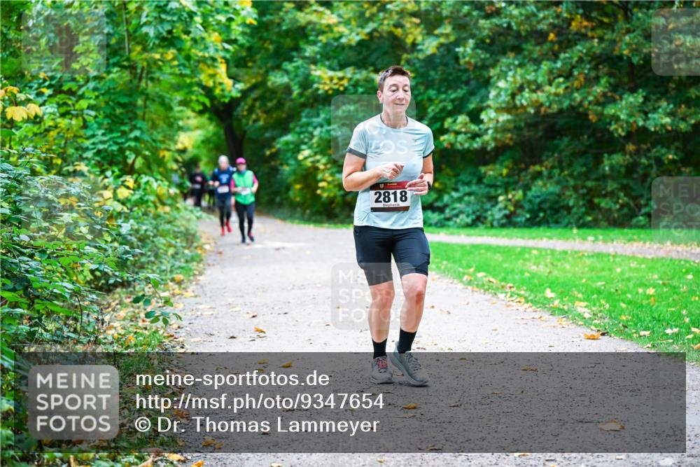12.10.2025 - Bramfelder Halbmarathon 2025 Dr. Thomas Lammeyer http://msf.ph/oto/9347654 12.10.2025 10:24:33 Laufen 2818 meine-sportfotos.de