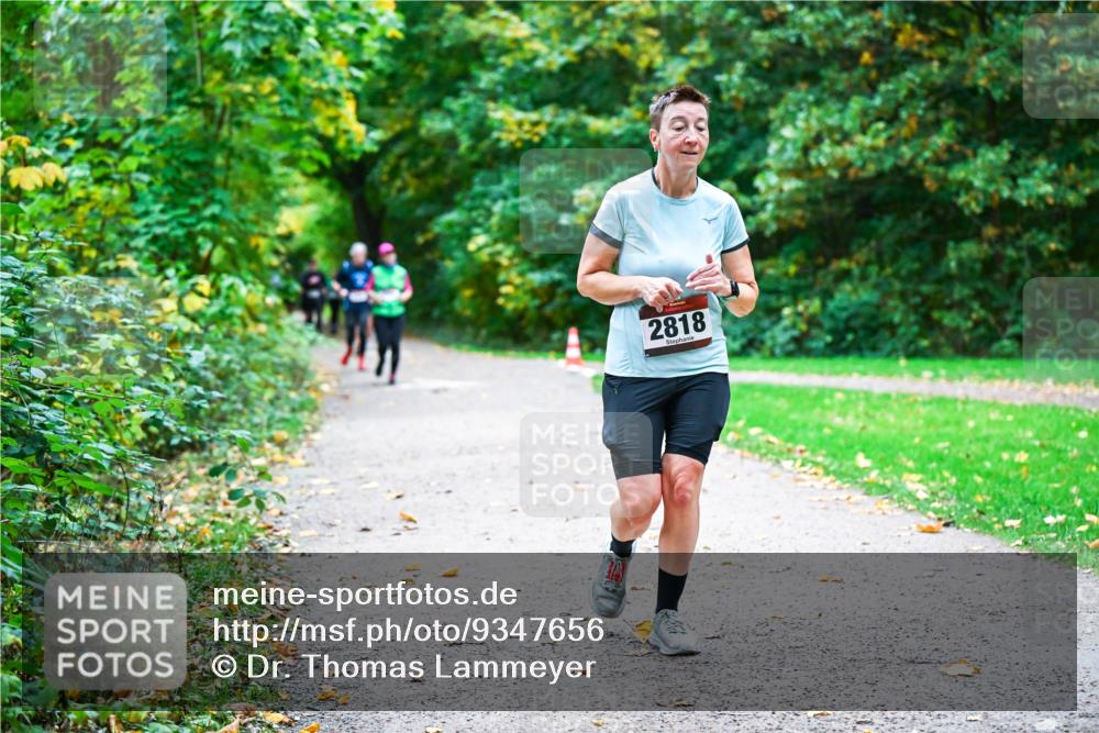 12.10.2025 - Bramfelder Halbmarathon 2025 Dr. Thomas Lammeyer http://msf.ph/oto/9347656 12.10.2025 10:24:33 Laufen 2818 meine-sportfotos.de