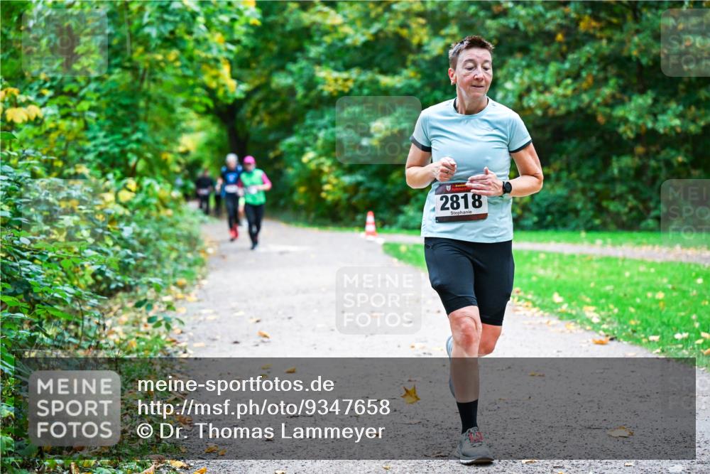12.10.2025 - Bramfelder Halbmarathon 2025 Dr. Thomas Lammeyer http://msf.ph/oto/9347658 12.10.2025 10:24:33 Laufen 2818 meine-sportfotos.de