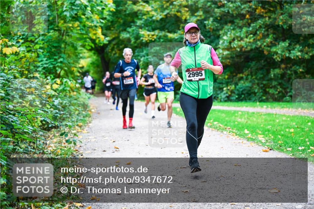 12.10.2025 - Bramfelder Halbmarathon 2025 Dr. Thomas Lammeyer http://msf.ph/oto/9347672 12.10.2025 10:24:39 Laufen 2506, 2995, 2366 meine-sportfotos.de
