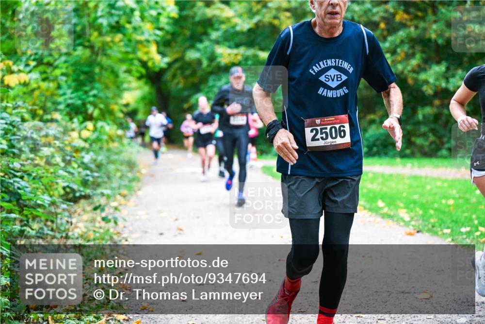 12.10.2025 - Bramfelder Halbmarathon 2025 Dr. Thomas Lammeyer http://msf.ph/oto/9347694 12.10.2025 10:24:43 Laufen 34, 2506 meine-sportfotos.de