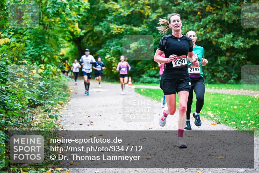 12.10.2025 - Bramfelder Halbmarathon 2025 Dr. Thomas Lammeyer http://msf.ph/oto/9347712 12.10.2025 10:24:46 Laufen 2291, 2192 meine-sportfotos.de