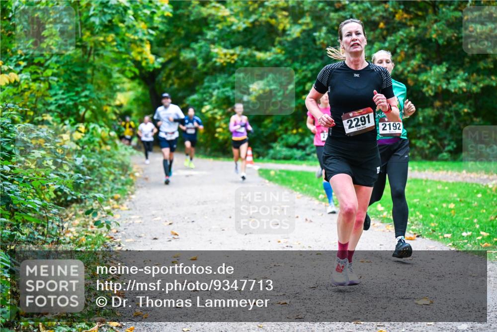 12.10.2025 - Bramfelder Halbmarathon 2025 Dr. Thomas Lammeyer http://msf.ph/oto/9347713 12.10.2025 10:24:46 Laufen 2291, 2192 meine-sportfotos.de