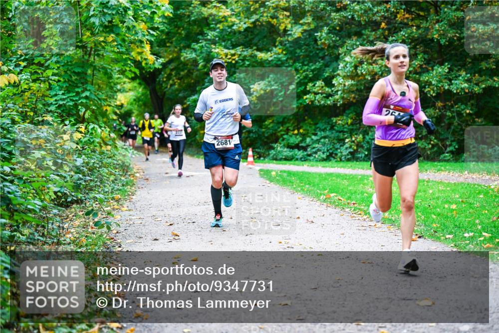 12.10.2025 - Bramfelder Halbmarathon 2025 Dr. Thomas Lammeyer http://msf.ph/oto/9347731 12.10.2025 10:24:49 Laufen 26, 2681 meine-sportfotos.de