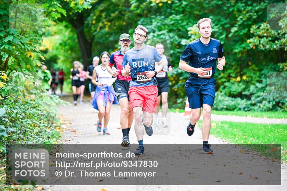 12.10.2025 - Bramfelder Halbmarathon 2025 Dr. Thomas Lammeyer http://msf.ph/oto/9347830 12.10.2025 10:25:10 Laufen 2024, 262, 2687 meine-sportfotos.de