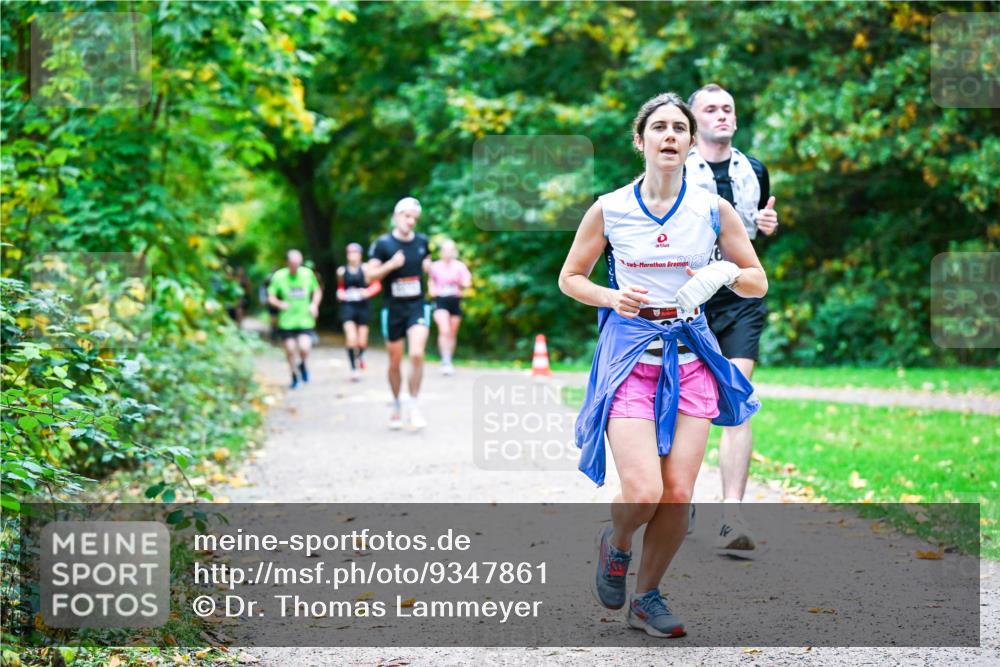 12.10.2025 - Bramfelder Halbmarathon 2025 Dr. Thomas Lammeyer http://msf.ph/oto/9347861 12.10.2025 10:25:15 Laufen 0, 23 meine-sportfotos.de