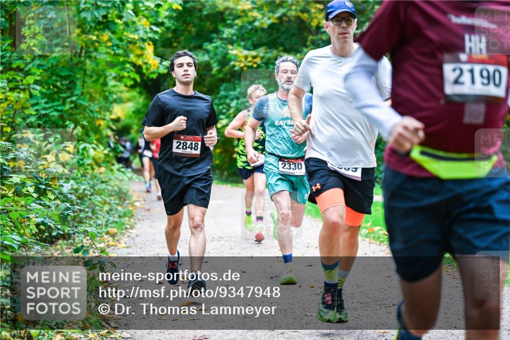 12.10.2025 - Bramfelder Halbmarathon 2025 Dr. Thomas Lammeyer http://msf.ph/oto/9347948 12.10.2025 10:25:29 Laufen 2848, 2330, 109, 2190 meine-sportfotos.de