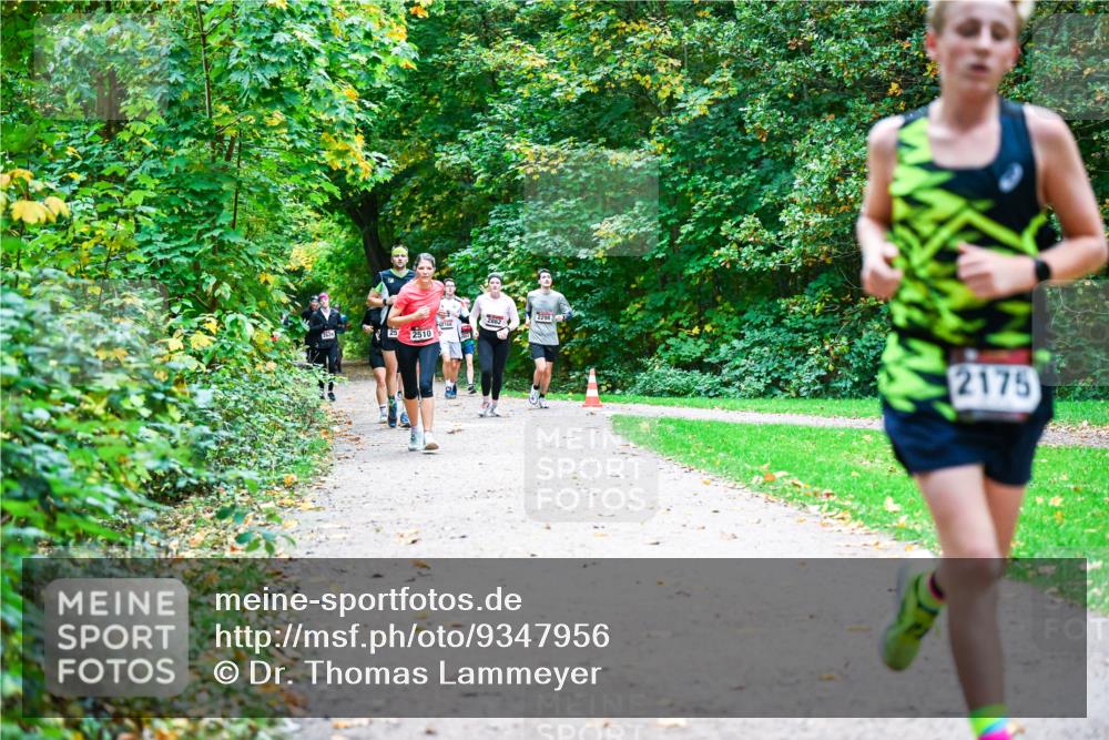 12.10.2025 - Bramfelder Halbmarathon 2025 Dr. Thomas Lammeyer http://msf.ph/oto/9347956 12.10.2025 10:25:32 Laufen 25, 2510, 2862, 2298, 2175 meine-sportfotos.de