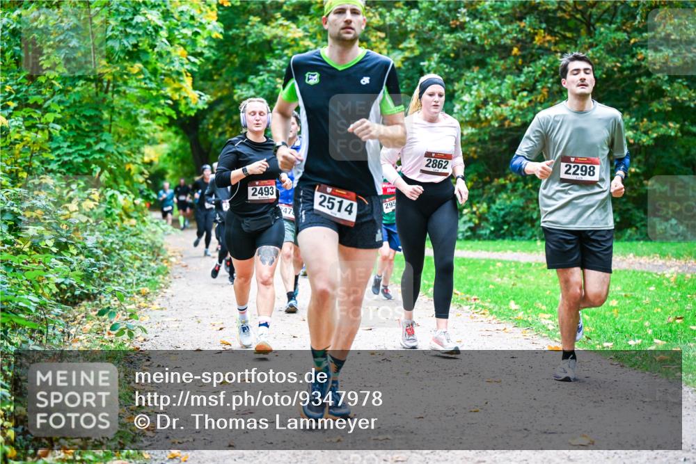 12.10.2025 - Bramfelder Halbmarathon 2025 Dr. Thomas Lammeyer http://msf.ph/oto/9347978 12.10.2025 10:25:38 Laufen 2493, 47, 2514, 295, 2862, 2298 meine-sportfotos.de
