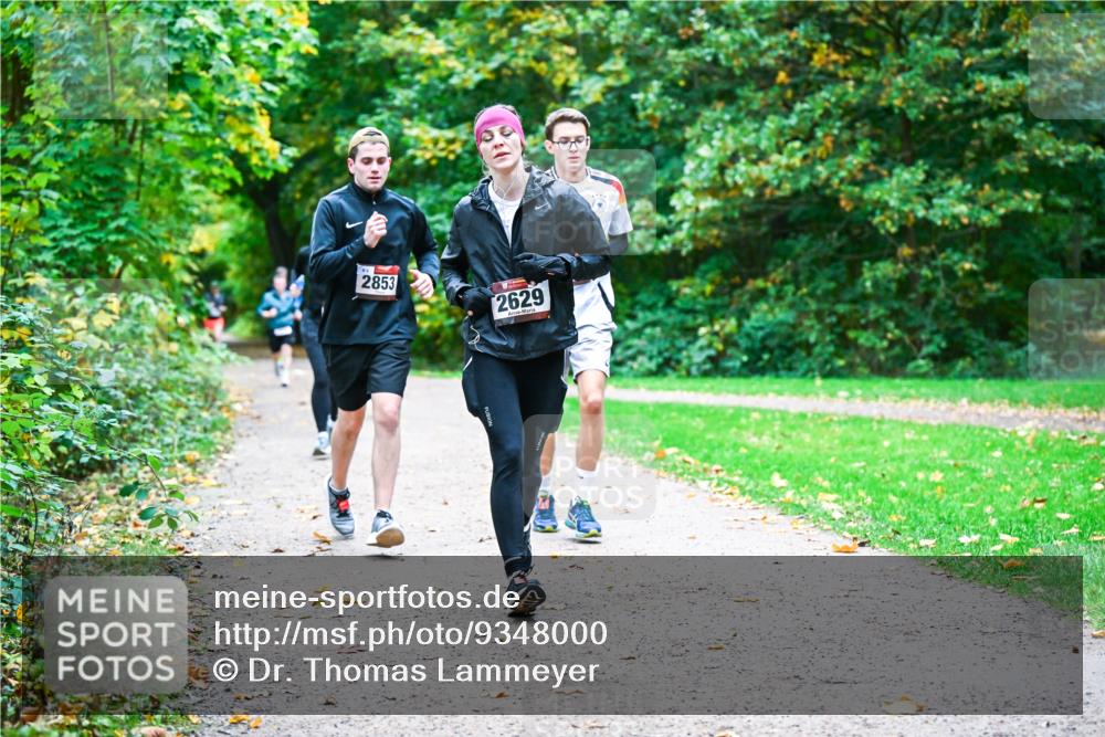 12.10.2025 - Bramfelder Halbmarathon 2025 Dr. Thomas Lammeyer http://msf.ph/oto/9348000 12.10.2025 10:25:42 Laufen 2853, 2629 meine-sportfotos.de