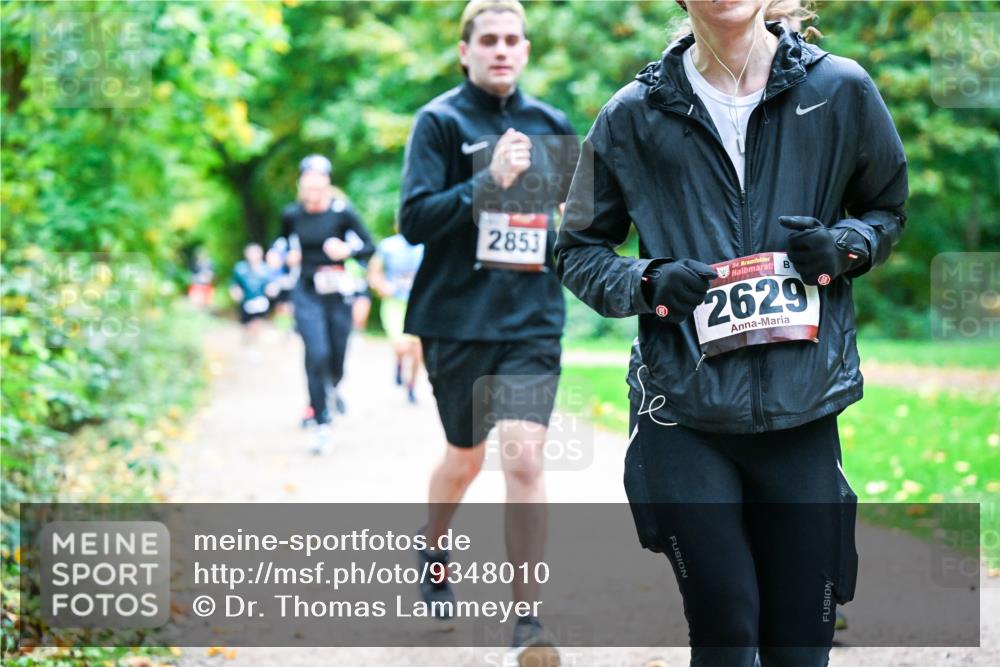 12.10.2025 - Bramfelder Halbmarathon 2025 Dr. Thomas Lammeyer http://msf.ph/oto/9348010 12.10.2025 10:25:43 Laufen 2853, 34, 2629 meine-sportfotos.de