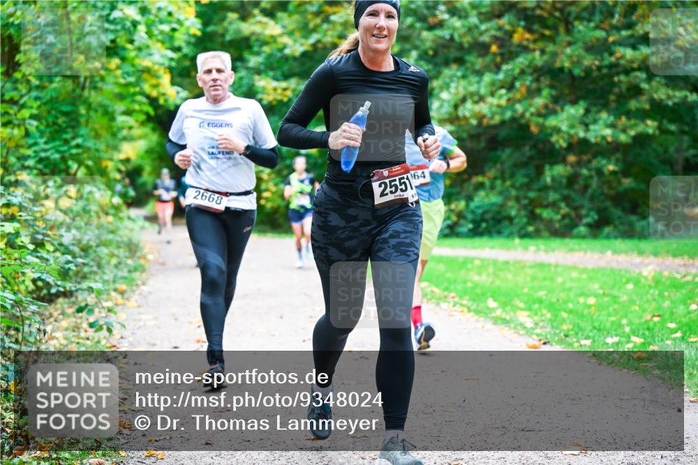 12.10.2025 - Bramfelder Halbmarathon 2025 Dr. Thomas Lammeyer http://msf.ph/oto/9348024 12.10.2025 10:25:46 Laufen 2668, 255164 meine-sportfotos.de