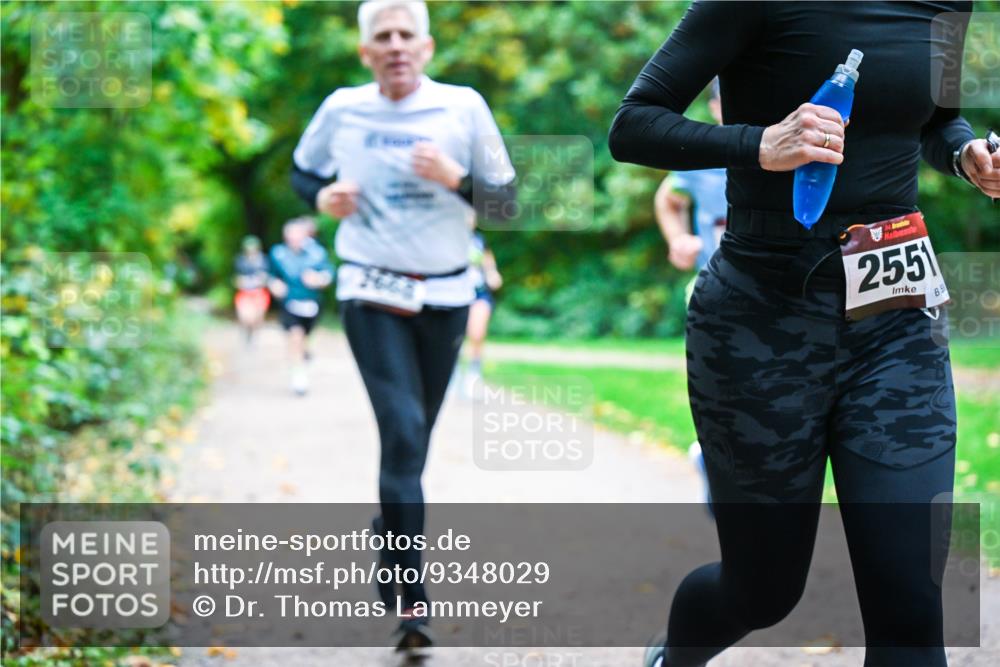 12.10.2025 - Bramfelder Halbmarathon 2025 Dr. Thomas Lammeyer http://msf.ph/oto/9348029 12.10.2025 10:25:46 Laufen 34, 2551, 5 meine-sportfotos.de