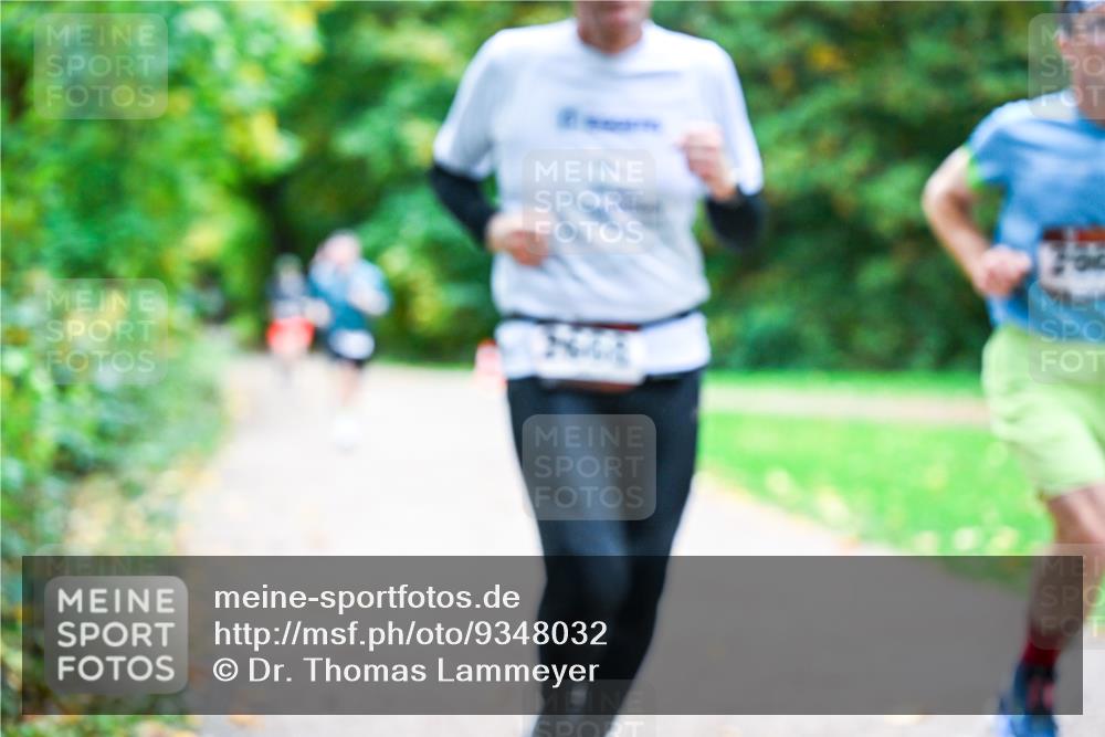12.10.2025 - Bramfelder Halbmarathon 2025 Dr. Thomas Lammeyer http://msf.ph/oto/9348032 12.10.2025 10:25:47 Laufen  meine-sportfotos.de