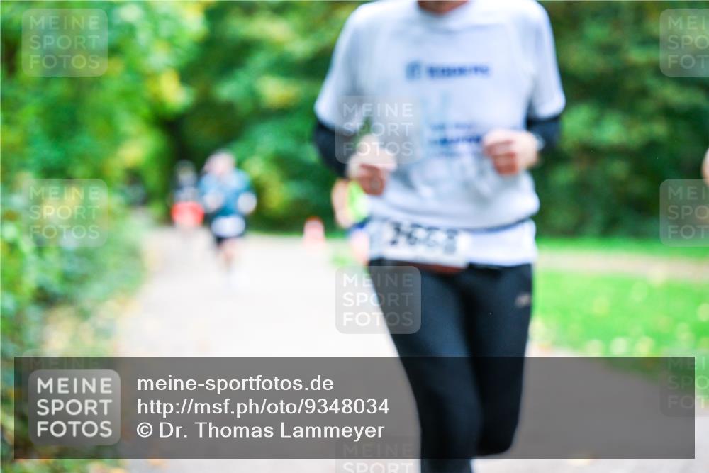 12.10.2025 - Bramfelder Halbmarathon 2025 Dr. Thomas Lammeyer http://msf.ph/oto/9348034 12.10.2025 10:25:47 Laufen  meine-sportfotos.de