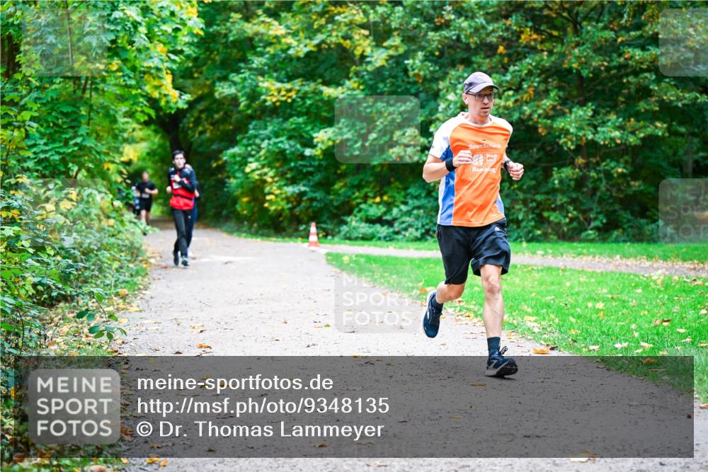 12.10.2025 - Bramfelder Halbmarathon 2025 Dr. Thomas Lammeyer http://msf.ph/oto/9348135 12.10.2025 10:26:09 Laufen  meine-sportfotos.de