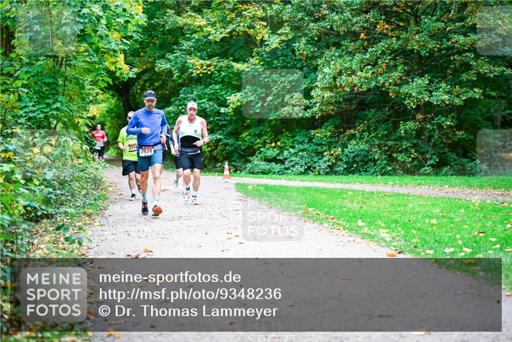 12.10.2025 - Bramfelder Halbmarathon 2025 Dr. Thomas Lammeyer http://msf.ph/oto/9348236 12.10.2025 10:26:33 Laufen 2774, 2579 meine-sportfotos.de