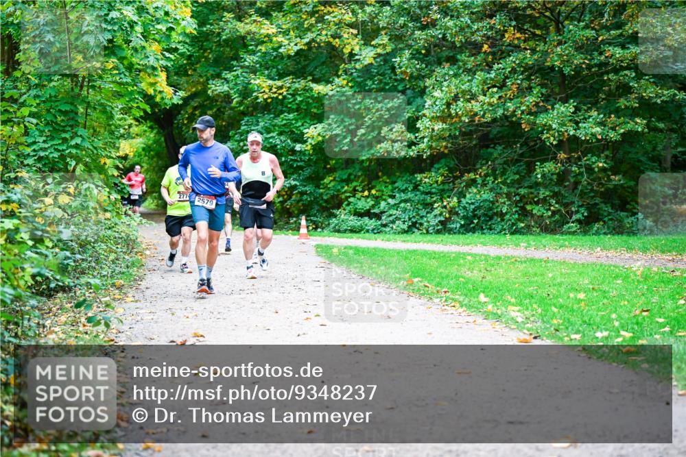 12.10.2025 - Bramfelder Halbmarathon 2025 Dr. Thomas Lammeyer http://msf.ph/oto/9348237 12.10.2025 10:26:33 Laufen 2772579 meine-sportfotos.de