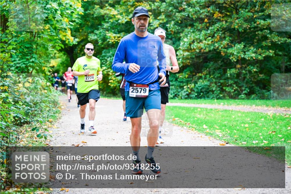 12.10.2025 - Bramfelder Halbmarathon 2025 Dr. Thomas Lammeyer http://msf.ph/oto/9348255 12.10.2025 10:26:36 Laufen 2774, 2579 meine-sportfotos.de