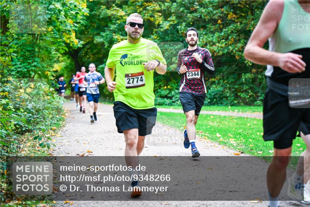12.10.2025 - Bramfelder Halbmarathon 2025 Dr. Thomas Lammeyer http://msf.ph/oto/9348266 12.10.2025 10:26:38 Laufen 2174, 2774, 2344 meine-sportfotos.de